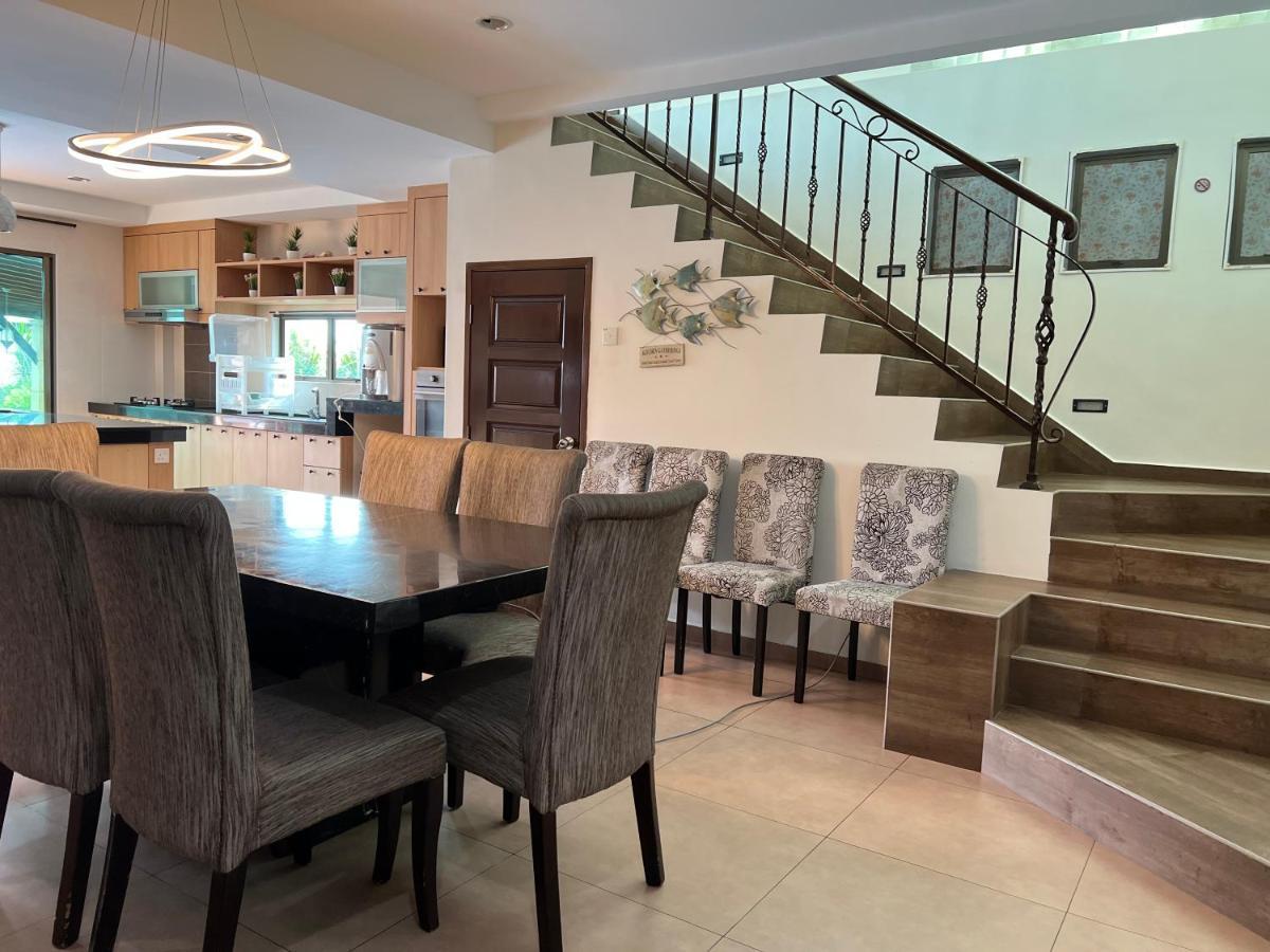 Melaka Beachfront Villa With Pool Buitenkant foto