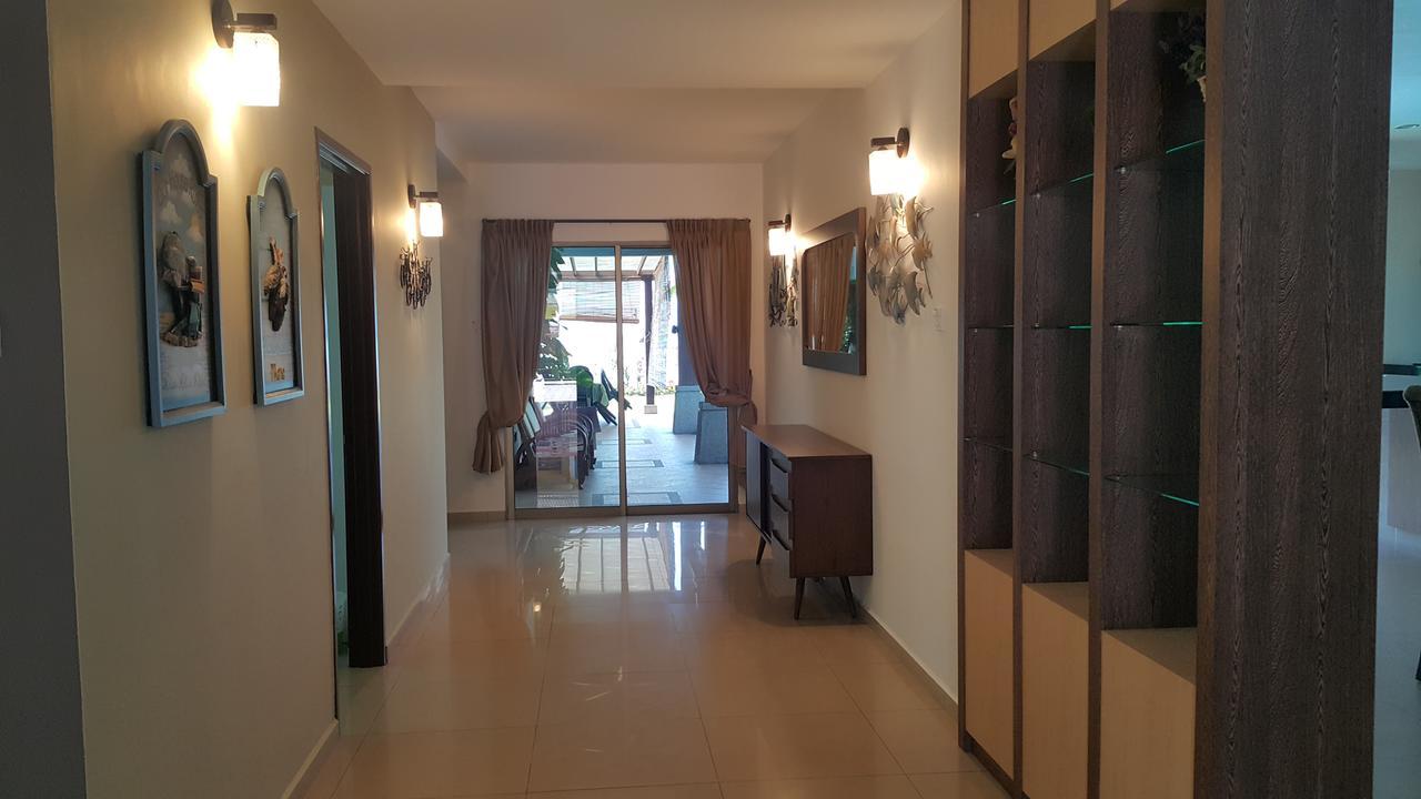 Melaka Beachfront Villa With Pool Buitenkant foto