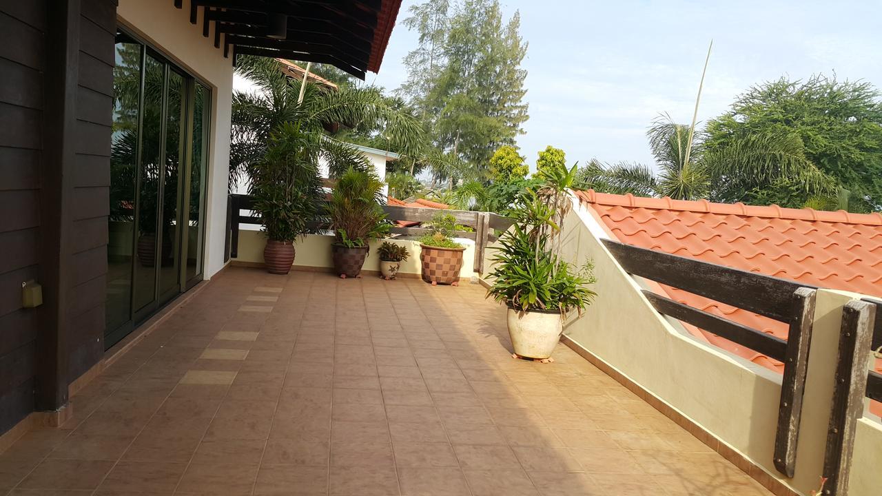 Melaka Beachfront Villa With Pool Buitenkant foto